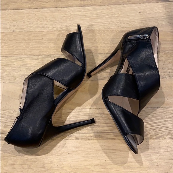 Nine West Black Heels 6.5 - Picture 5 of 8